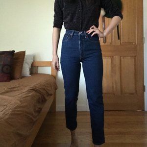 SOLD Levi's Ribcage Straight in Dark Wash